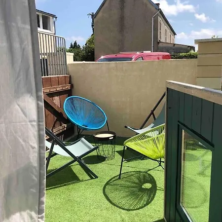 Holiday home Maison De Atypique Le Molay-Littry